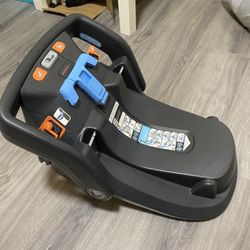 UPPAbaby Mesa Base 