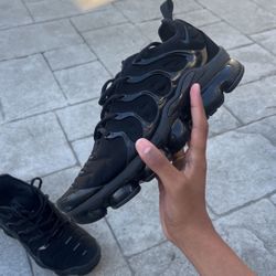 vapor max plus