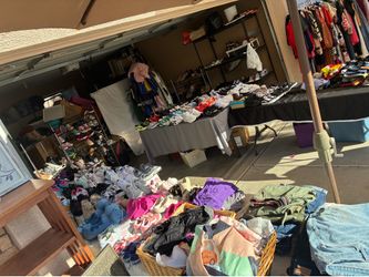 Yard sale Saturday 6.13 .2026 de 7 am a 4pm  en 1816 s82 nd ave Phoenix