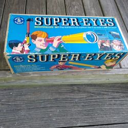 1968. MATTEL TOY MAKERS. PARASCOPE  TOY IS IN NEW CONDITION 