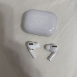 Apple AirPod pros Gen 1