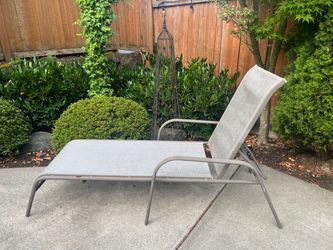 Free Outdoor Patio Chaise Lounge