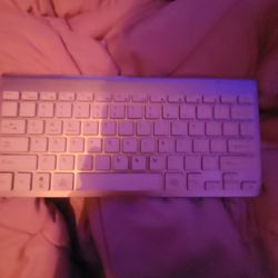 Wireless Bluetooth keyboard