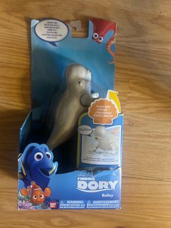 Disney Pixar Finding Dory Bailey 7" Hear Me! Whale Toy #36442 Bandai