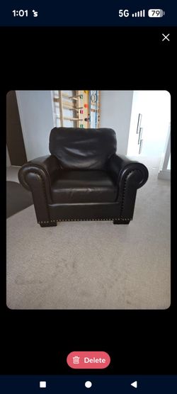 Oversize Leather Chair