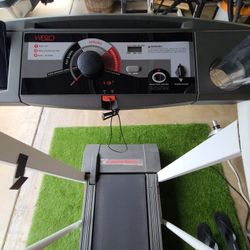 Treadmill - Weslo Cadence DX12