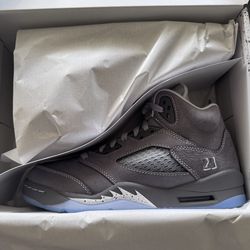Jordan Wolf Grey