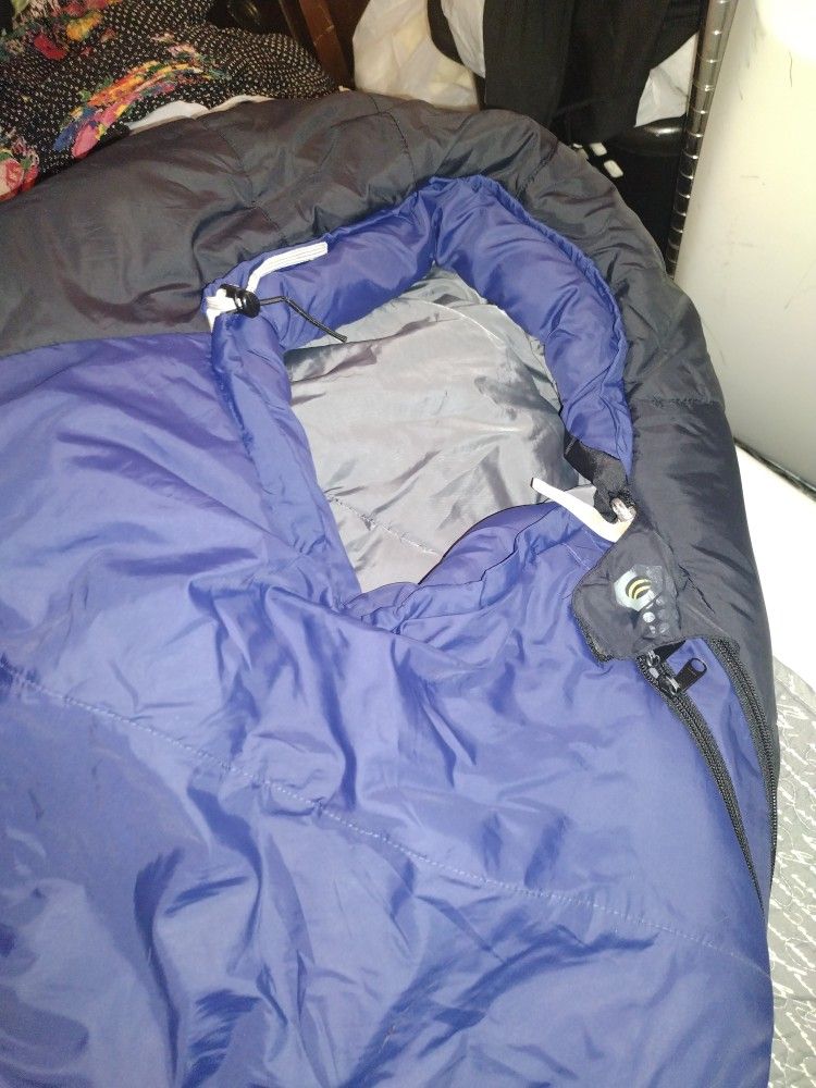 Mountain Hard Wear  thermo lite  extra  sleeping bag 