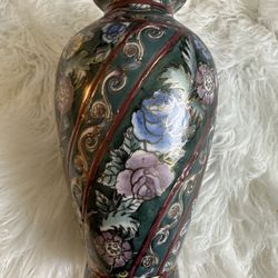RARE Vintage FENDI Vase Moriage Floral Flower Embossed 8”tall