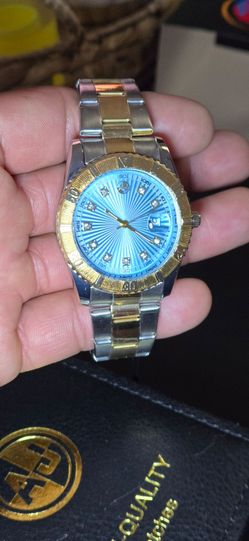 AJ High Quality Luxury Watch Two-Tone Blue Dial Watch.