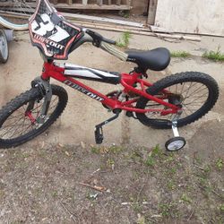 Boys Bike With Training Wheels 