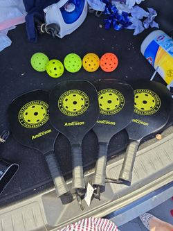 Pickle ball