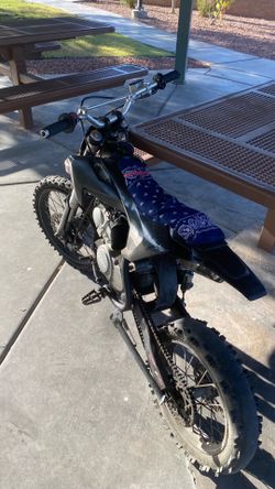 description x-pro dirt bike 125cc look at description