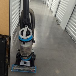 Vacuum ( Cleanview Swevel Rewind) 