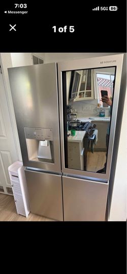 signature Like new LG refrigerator signature