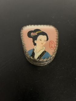 Vintage Asian Lady Trinket Box 