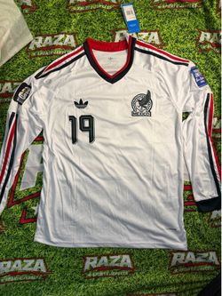 Mexico National Team G. Mora #19 Long Sleeve Jersey Size L