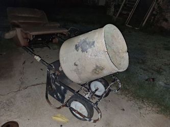 Cement mixer
