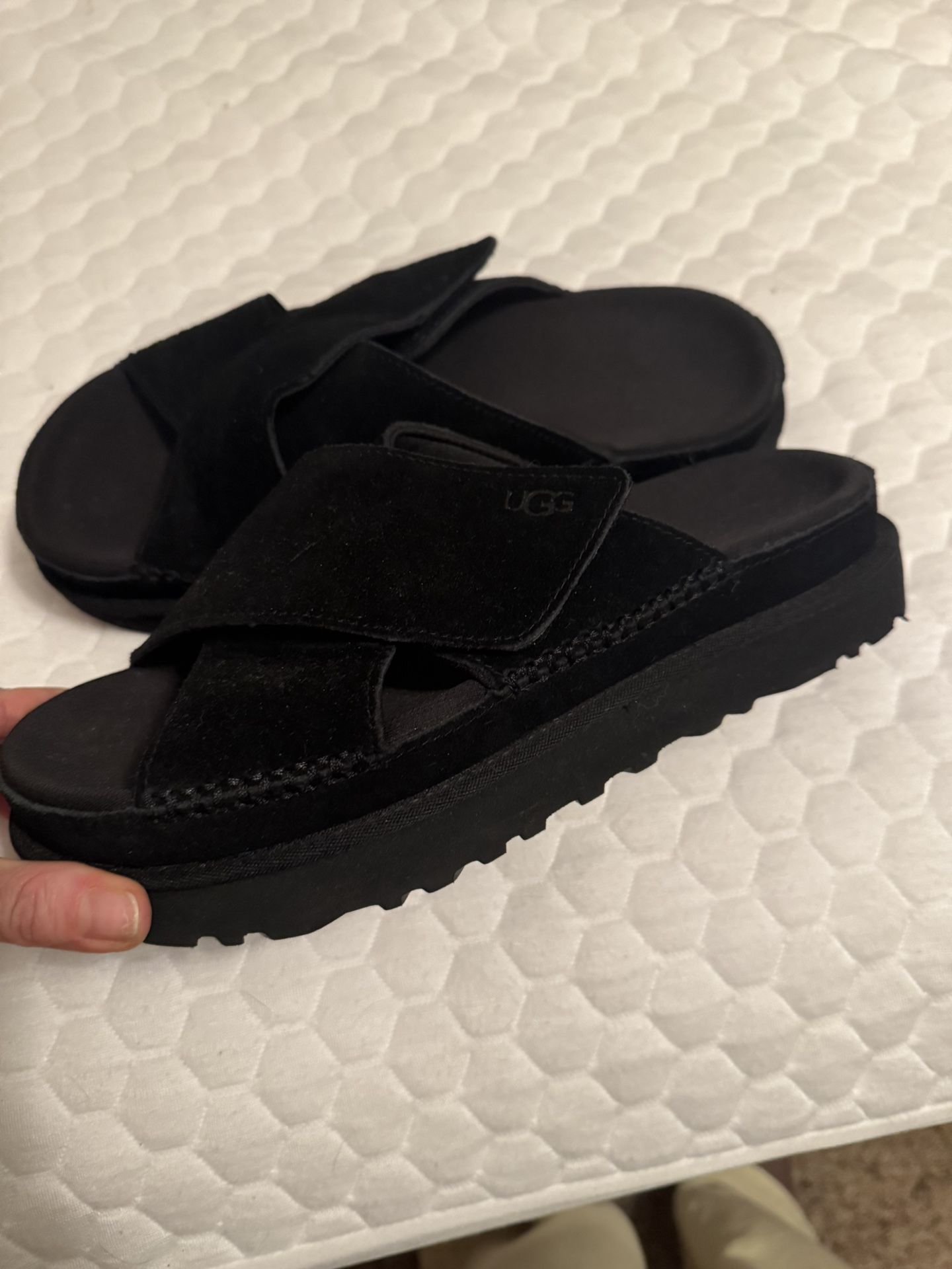 Ugg Golden Star Cross Strap Slides