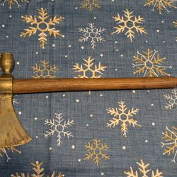 Pipe (Hatchet Model)