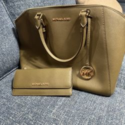 Michael Kors Purse