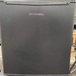 New Ever Chill 12 Volt refrigerator