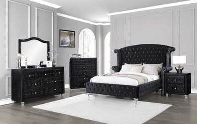 CoasterEssence Deanna 4-Piece King Bedroom