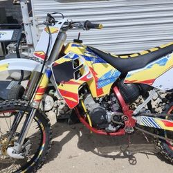 Suzuki 125 RM dirt bike 1992