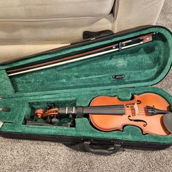 1/2 Size Violin Like New
