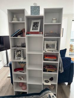Bookcase/cubbies