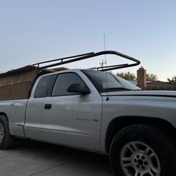 Dodge Dakota Club Cab Truck 