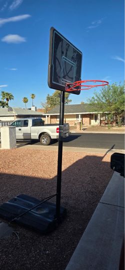Kids basketball hoop