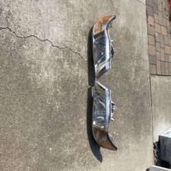 Honda  Oddissey Complete Set Of Head Lights Housing