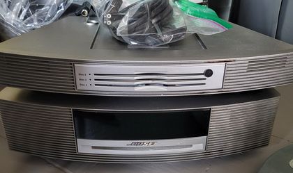 BOSE CD Player with Muli-CD Accessorie
