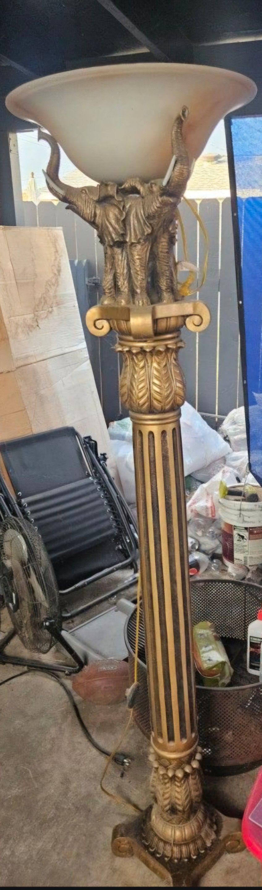 Elephant 🐘 Lamp
