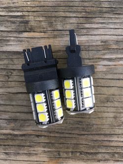 10 pair of reverse lights new ! 3157 fits chevy, ram ,ford