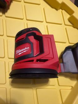 18 v sander milwaukee