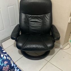 Leather Stressless Chair Recliner Foot Stool Very Great Condition And Comfortable 