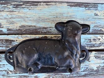 Vintage Cast Iron Lamb Cake Mold