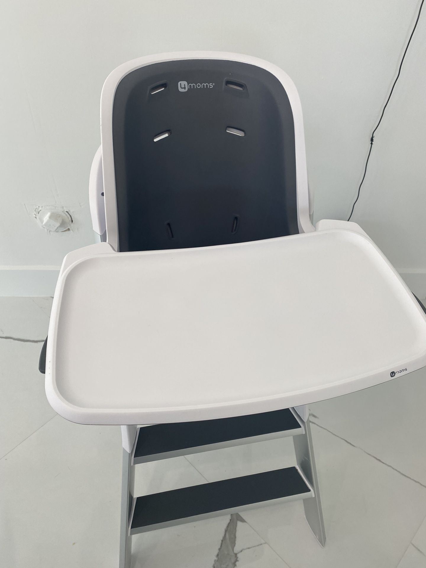 High Chair Fir Babies And Toddler 