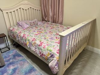 Kid Bedroom Set and Large Dresser