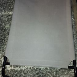 Medium large Elevated Pet Bed