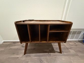 Record Player Stand / Vinyl Storage