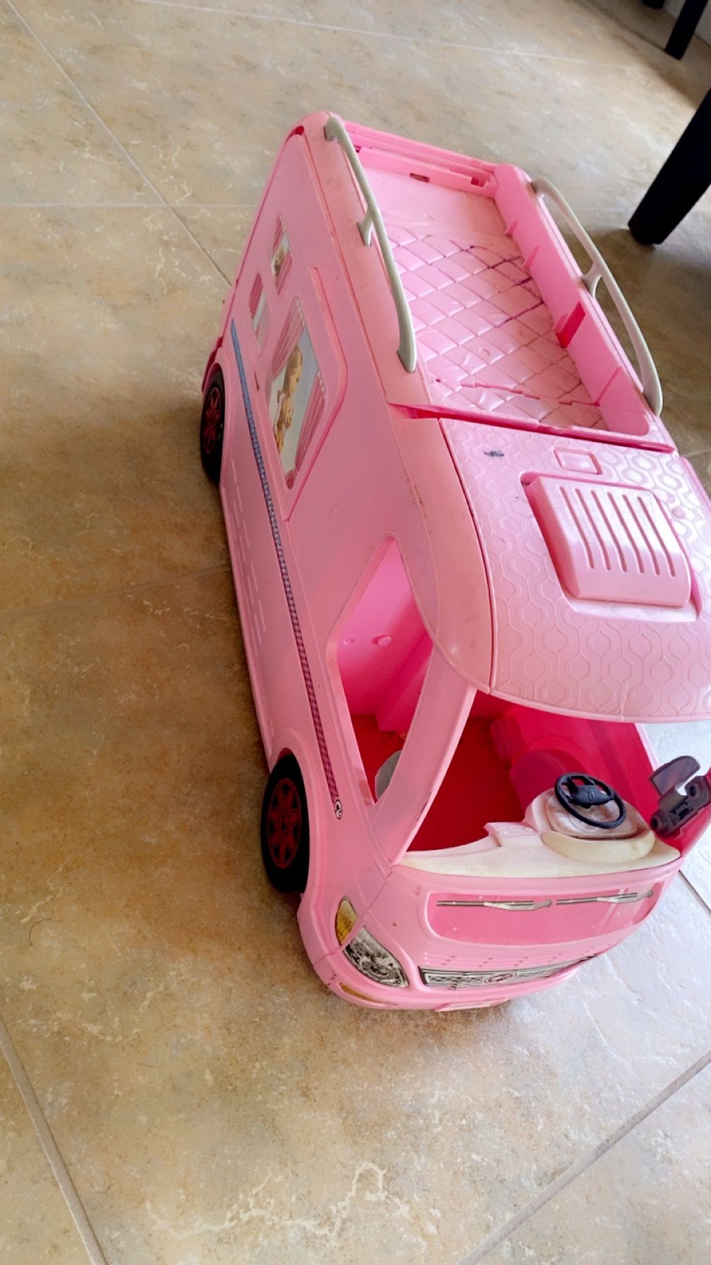 Carrito Para Barbies $10