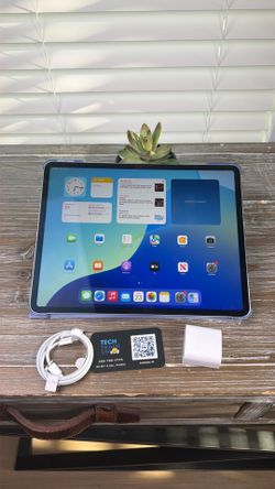 iPad Air 13” M3  chip LTE  with included case and charger! Battery Health 100%  30 days warranty✅