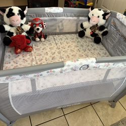 Baby Crib 