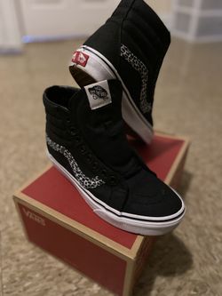 Skate high vans size 7!! GREAT CONDITION!! Like new