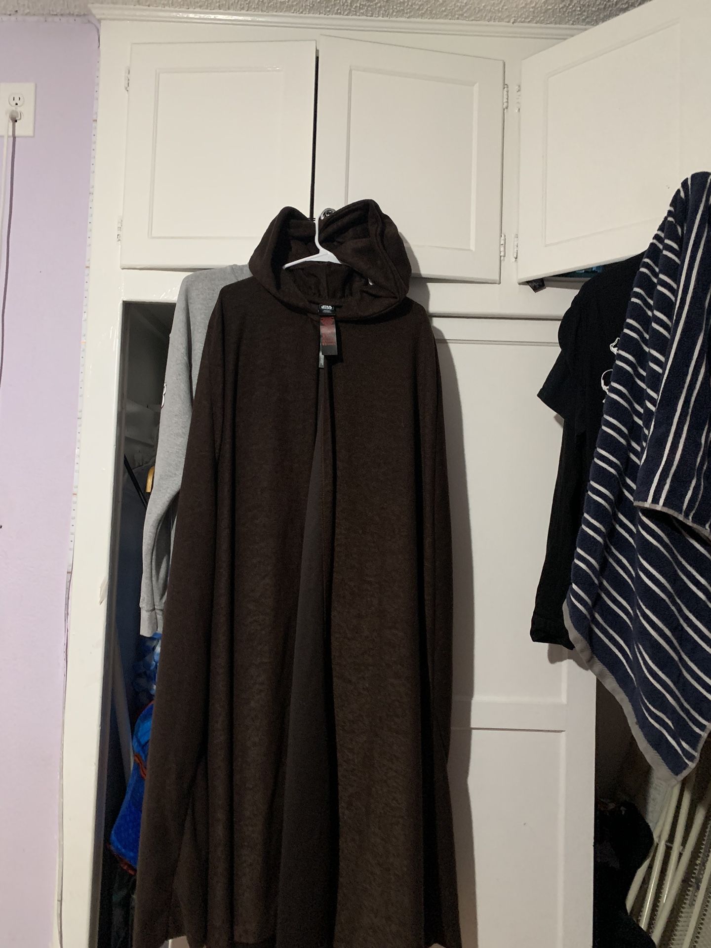 Star Wars Disney Robe 