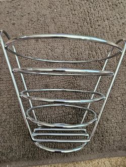 Wire v Shaped basket, stainless, 7x7, new $2.00