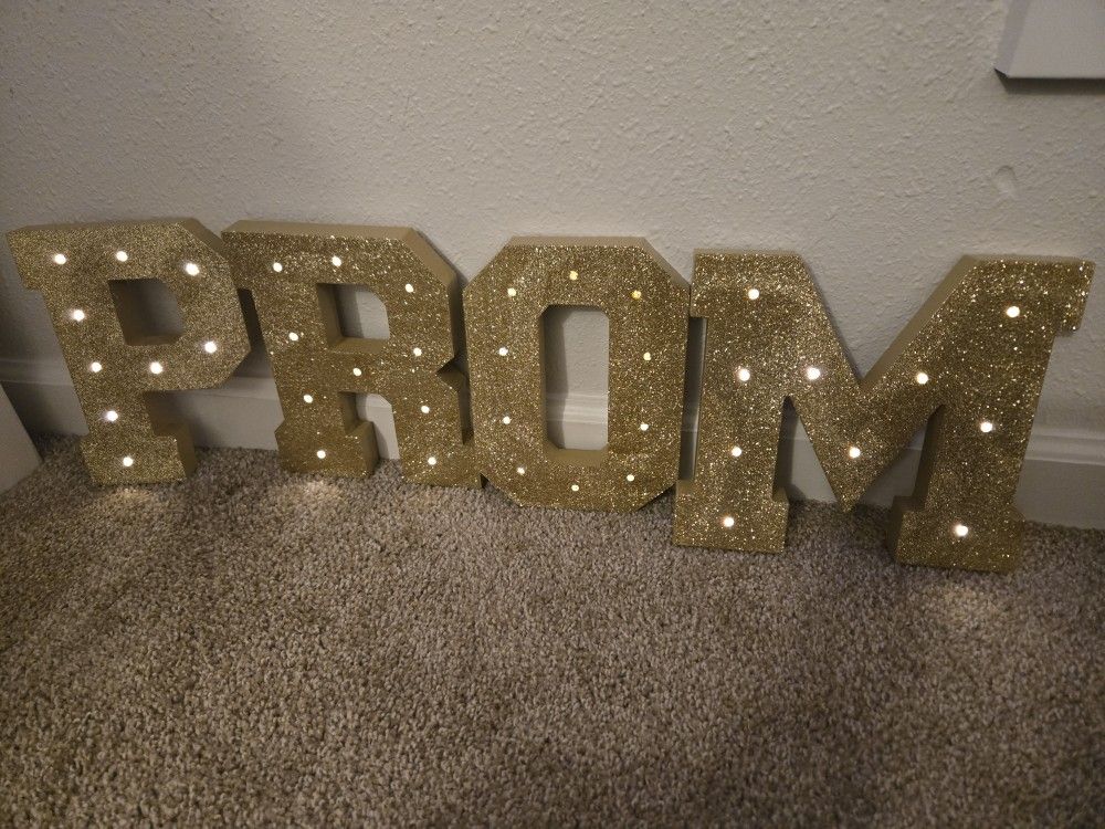 Light Up PROM Letters